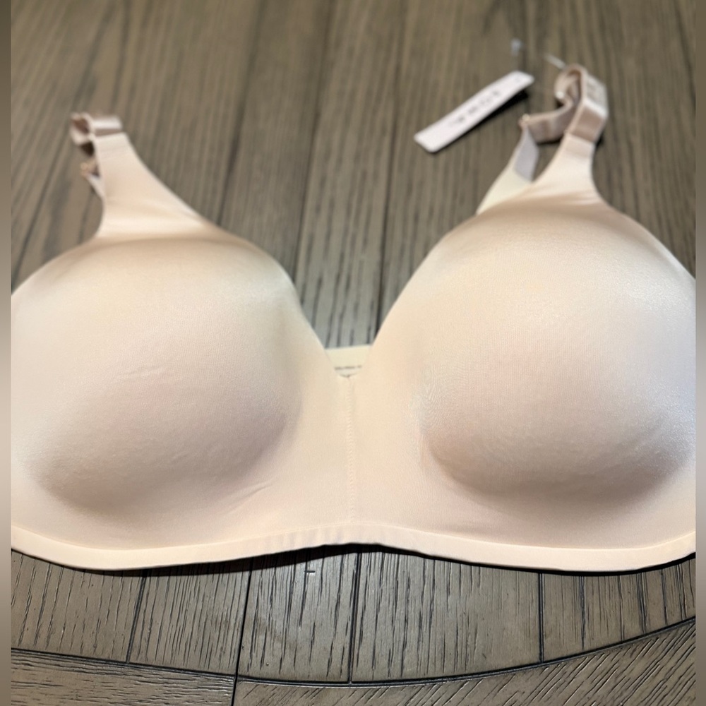 NWT SOMA 40C Nude Bra